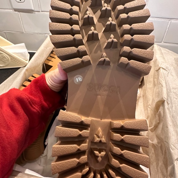 Authentic Gucci Monogram Combat men’s boots -Model: 699970 - Picture 8 of 12